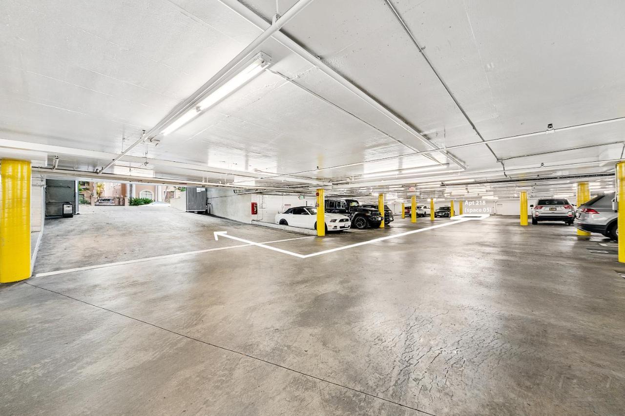 Beverly Hills Gem 1 Bedroom Apt With Parking 218 Los Angeles Exterior photo