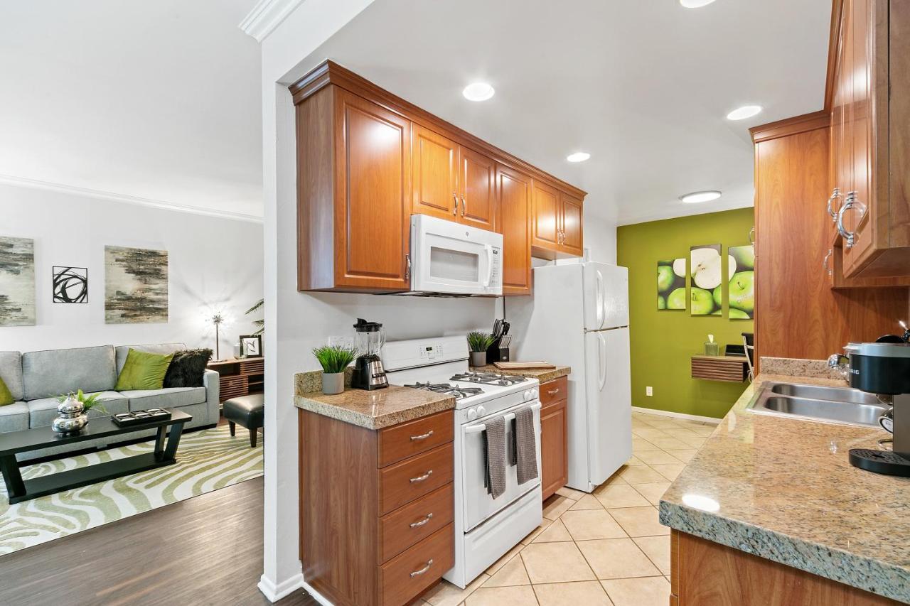 Beverly Hills Gem 1 Bedroom Apt With Parking 218 Los Angeles Exterior photo